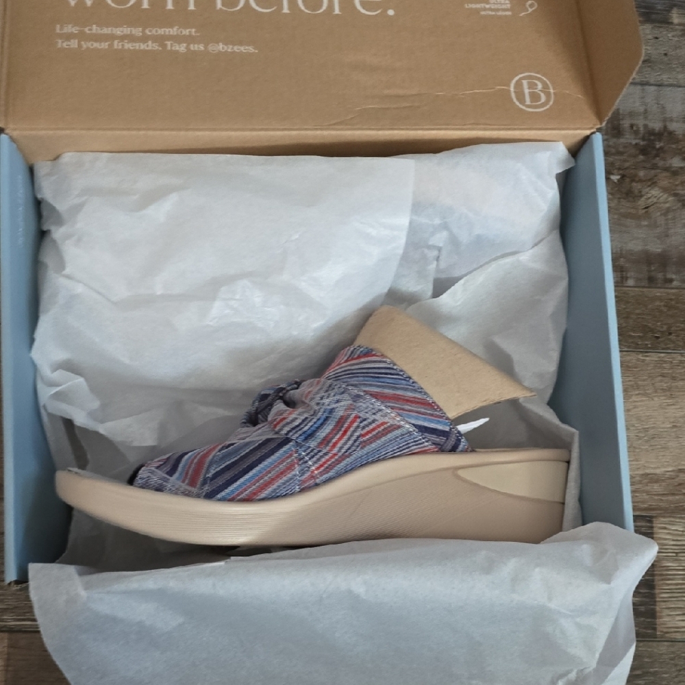 Colorful Striped Wedge Sandals - Bzees